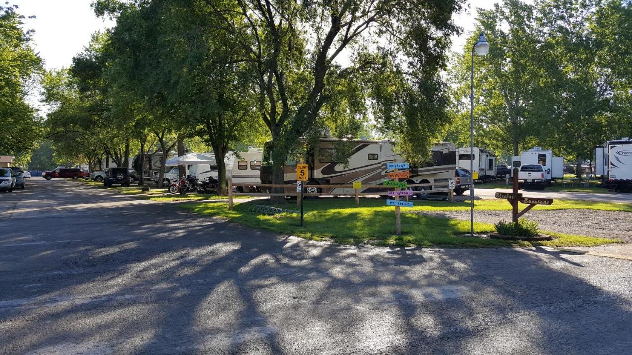Hotel Sandusky Koa Holiday Campground Esterno foto